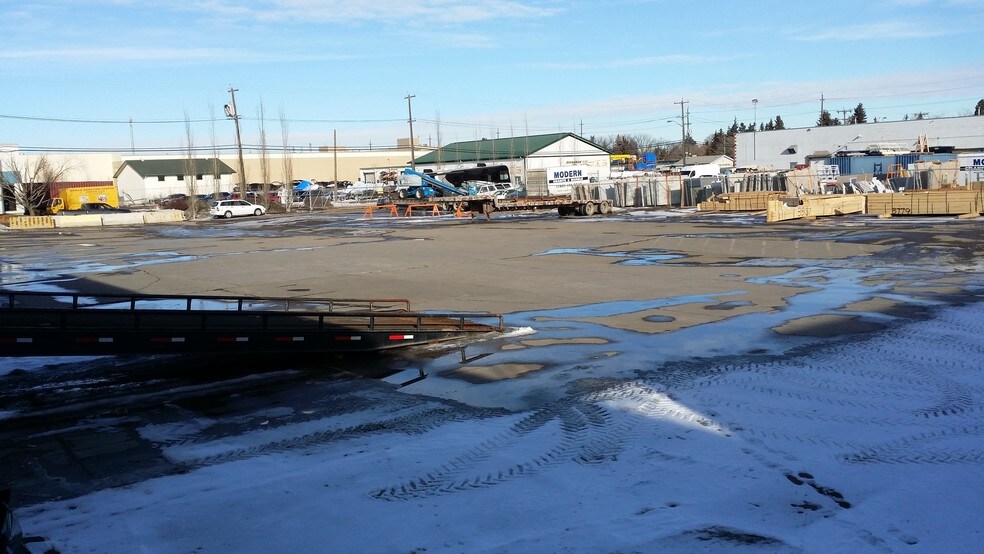 More Photos Of 14345 123rd Ave NW, Edmonton Manufacturing For Lease