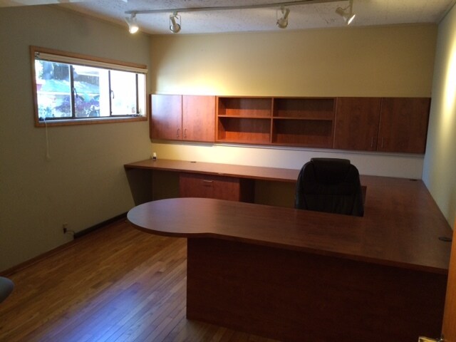 More Photos Of 624 University Ave, Palo Alto Office Residential For Lease