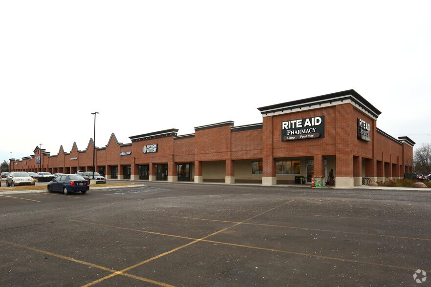 More Photos Of 33111-33251 Plymouth Rd, Livonia Unknown For Lease