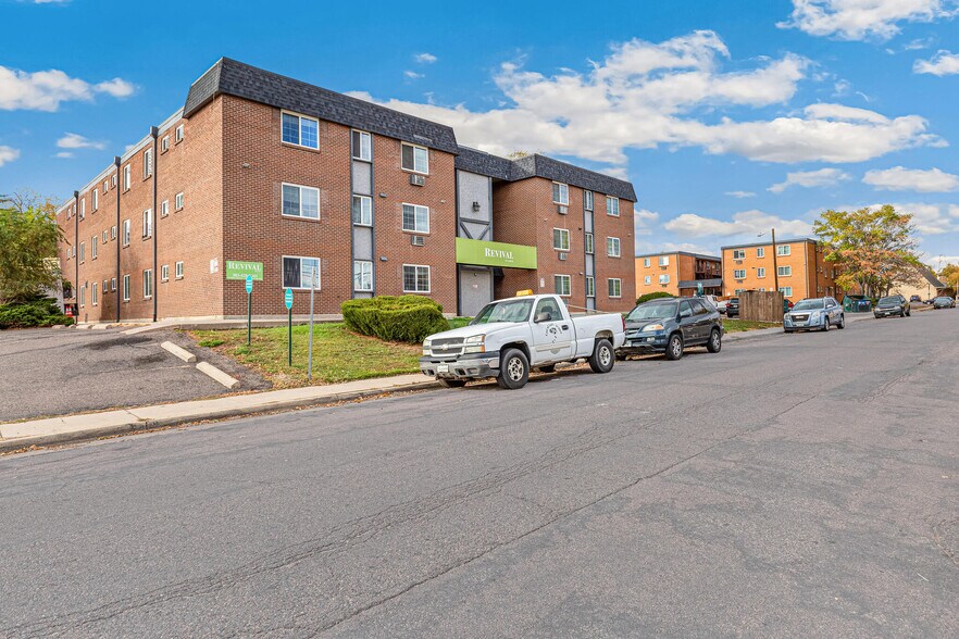 More Photos Of 7251 Samuel Dr, Denver Apartments For Sale