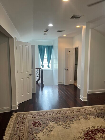 More Photos Of 1030 Burgundy St, New Orleans Apartments For Sale