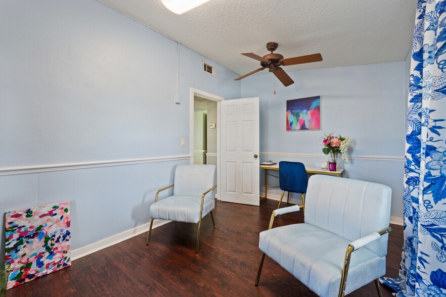 More Photos Of 1324 16th St, Vero Beach Office For Sale