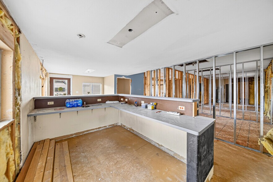 More Photos Of 123 2nd St, Elko Office For Sale