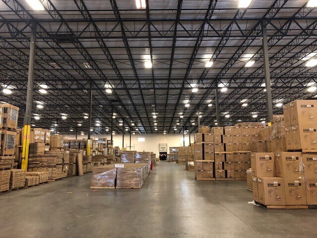 More Photos Of 1010 CenterPoint Dr, Suffolk Distribution For Lease
