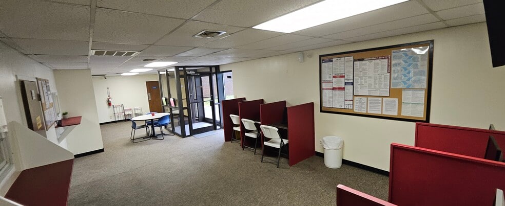 More Photos Of 4917 South Blvd, Charlotte Medical For Lease