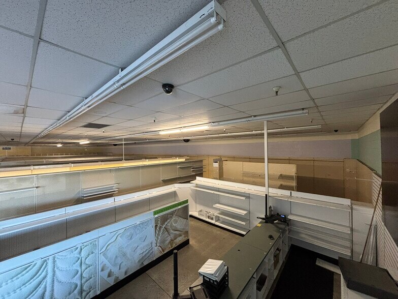 More Photos Of 210-890 Tennant Ave, Morgan Hill Unknown For Lease