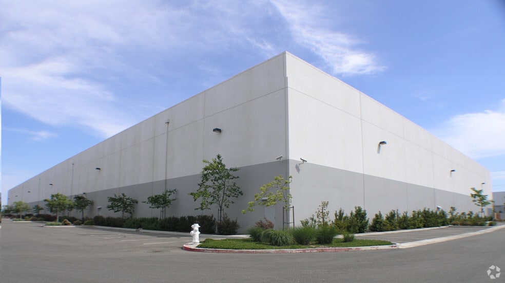 More Photos Of 2260 Cordelia Rd, Fairfield Warehouse For Lease