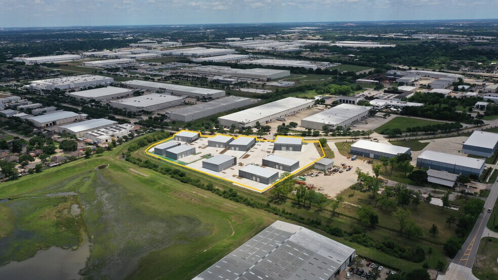 More Photos Of 13600 S Gessner Rd, Missouri City Warehouse For Sale