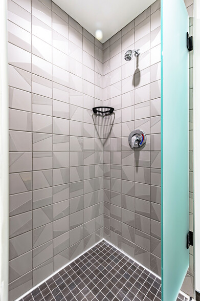 More Photos Of 745 Echo St NW, Atlanta Office For Lease