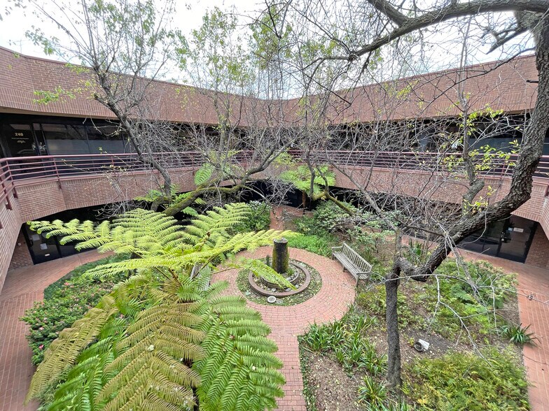 More Photos Of 1160 N Dutton Ave, Santa Rosa Office For Sale