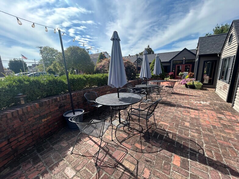 More Photos Of 181 E Brown St, Blairsville Restaurant For Sale
