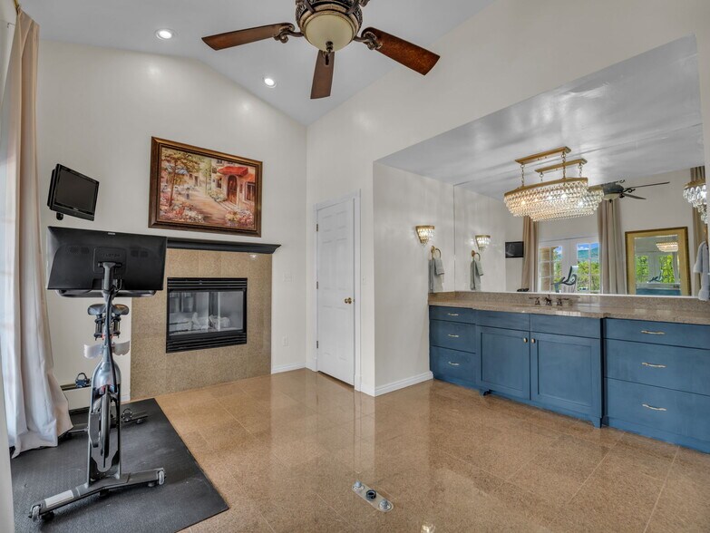 More Photos Of 135 E 200 N, Kanosh Hospitality For Sale