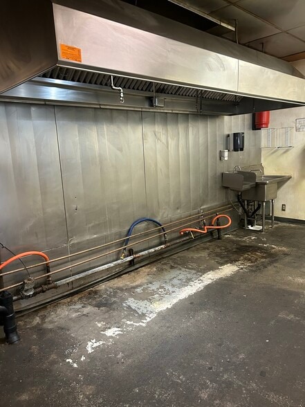 More Photos Of 9614-9626 14th Ave SW, Seattle Unknown For Lease