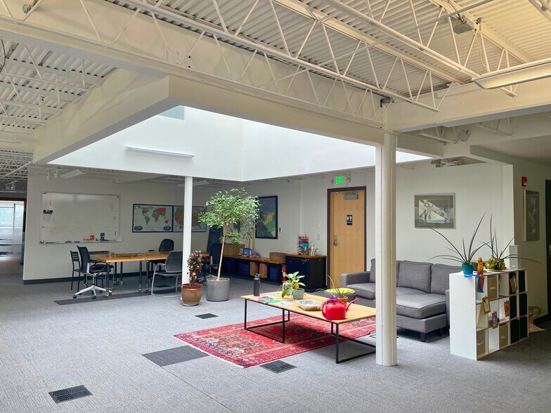 More Photos Of 1215 Spruce St, Boulder Office For Sale