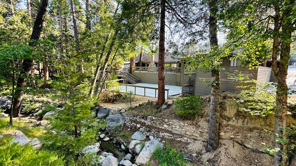 More Photos Of 54905 N Circle Dr, Idyllwild-Pine Cove Restaurant For Lease
