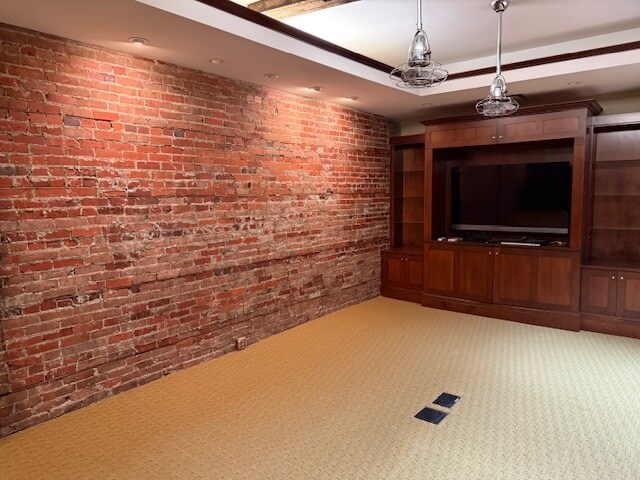 More Photos Of 10 1/2 E Washington St, Chagrin Falls Storefront Retail Office For Lease