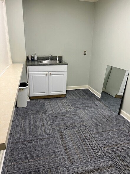 More Photos Of 17 Calendar Ct, Columbia Office For Lease