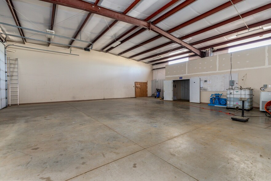 More Photos Of 43 N Silicon Dr, Pueblo Warehouse For Sale
