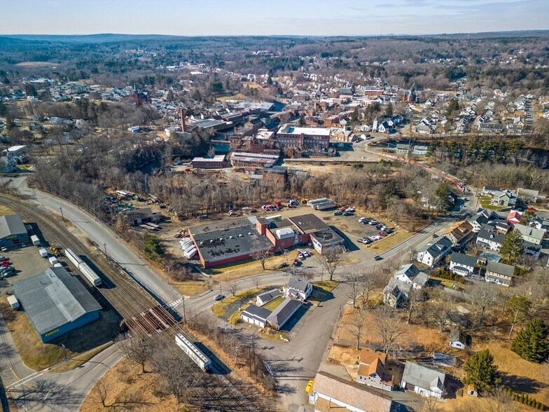 More Photos Of 55 East St, Ware Warehouse For Lease