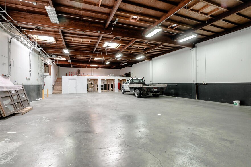 More Photos Of 1165-1169 N 5th St, San Jose Service For Sale