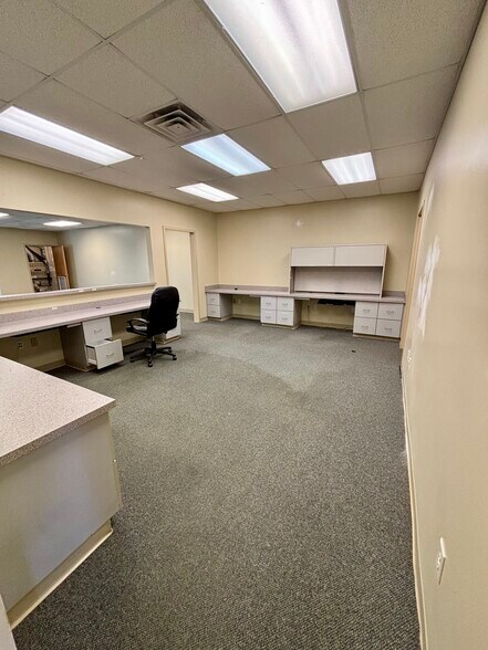 More Photos Of 5022 Old Godsey Ln, Hixson Medical For Lease