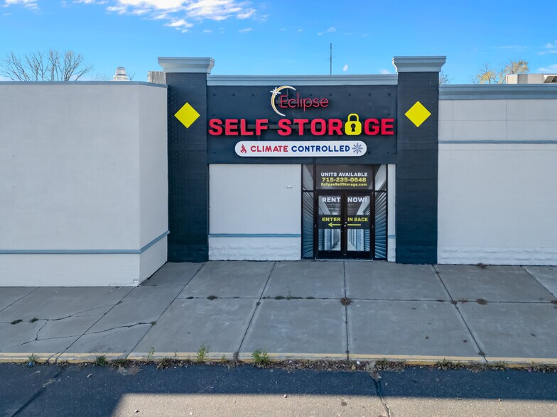 More Photos Of 1501-1567 Broadway St N, Menomonie Storefront For Sale