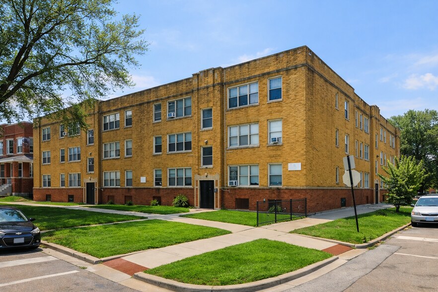 Primary Photo Of 7208 S Michigan Ave, Chicago Multifamily For Sale