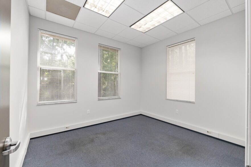 More Photos Of 1014 NW 57th St, Gainesville Medical For Lease