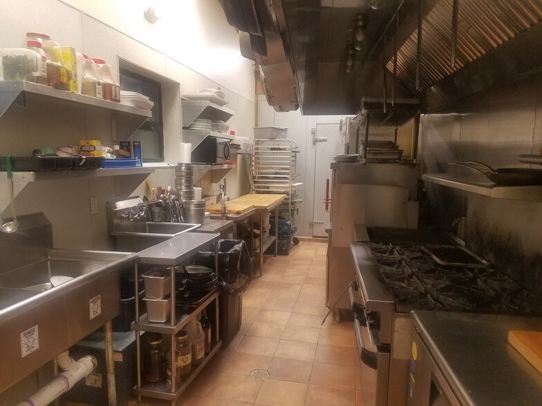 More Photos Of 600 Mamaroneck Ave, White Plains Storefront Retail Office For Sale