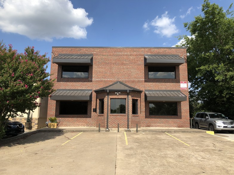 Primary Photo Of 2909 Lackland Rd, Fort Worth Medical For Lease