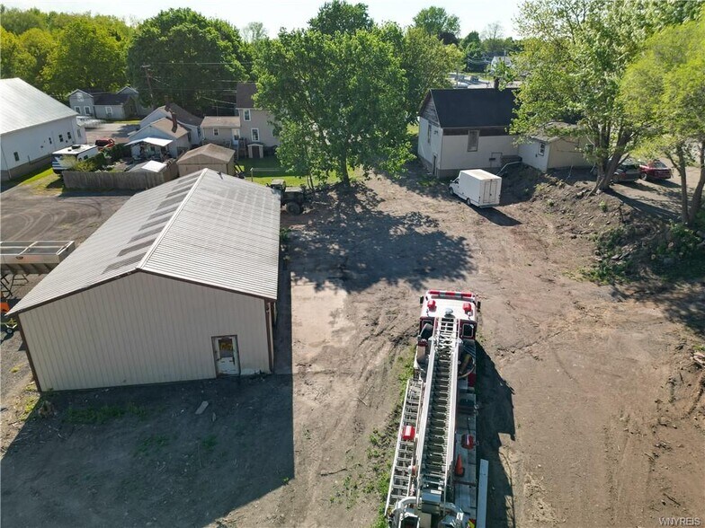 More Photos Of 11300 Ridge Rd, Medina Auto Repair For Sale