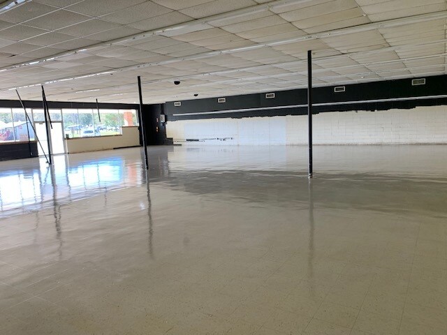 More Photos Of 501-509 Second St, Pelahatchie Freestanding For Lease