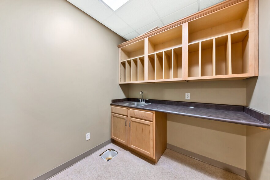 More Photos Of 7478 S Campus View Dr, West Jordan Medical For Lease