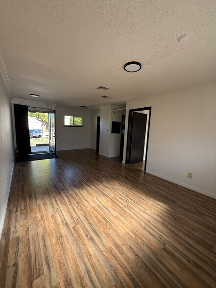 More Photos Of 371-389 Gresel St, Hayward Office For Lease