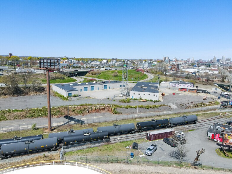 Primary Photo Of 487 Allens, Providence Land For Lease