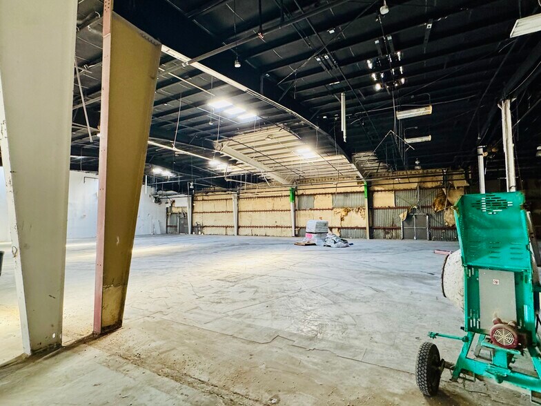 More Photos Of 3250 Old Washington Rd, Waldorf General Retail For Lease