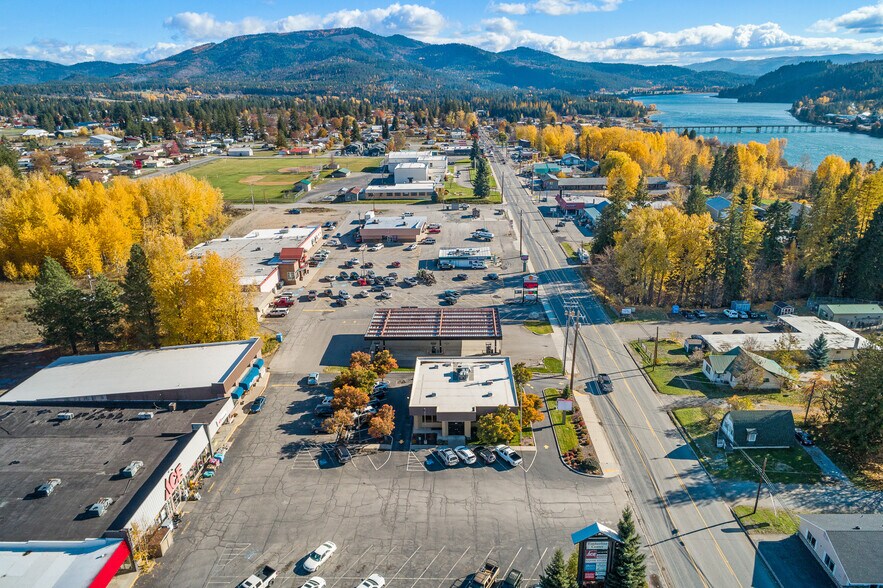 More Photos Of 5513 Highway 2, Priest River Bank For Lease