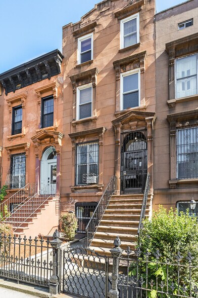 Primary Photo Of 142A Putnam Ave, Brooklyn Apartments For Sale