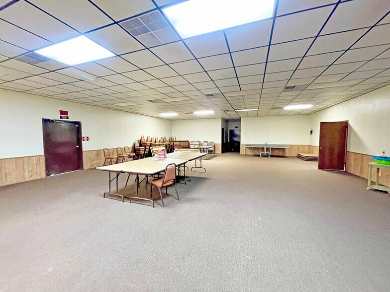 More Photos Of 239 County Road 1710 Rd, Grapeland Religious Facility For Sale