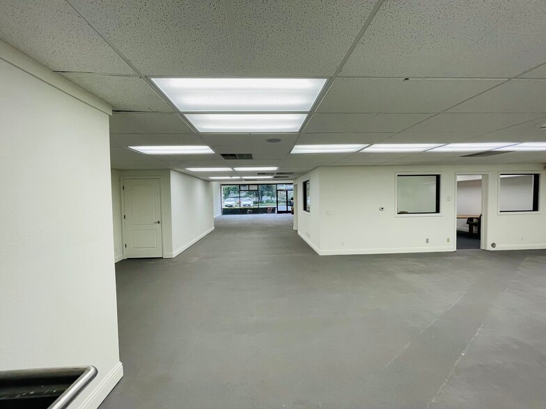 More Photos Of 1925 Francisco Blvd E, San Rafael Light Manufacturing For Lease