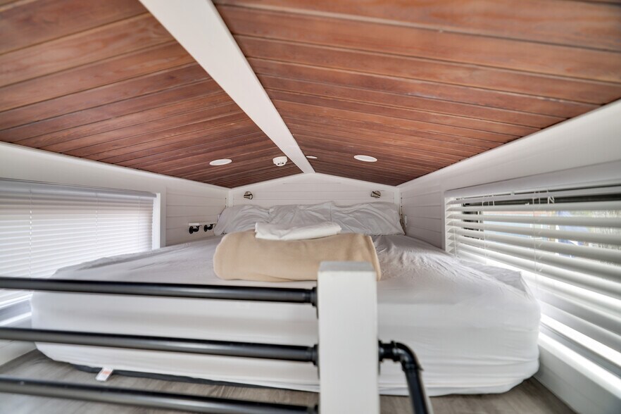 More Photos Of 2624 State Route 534, Albrightsville Hotel For Sale