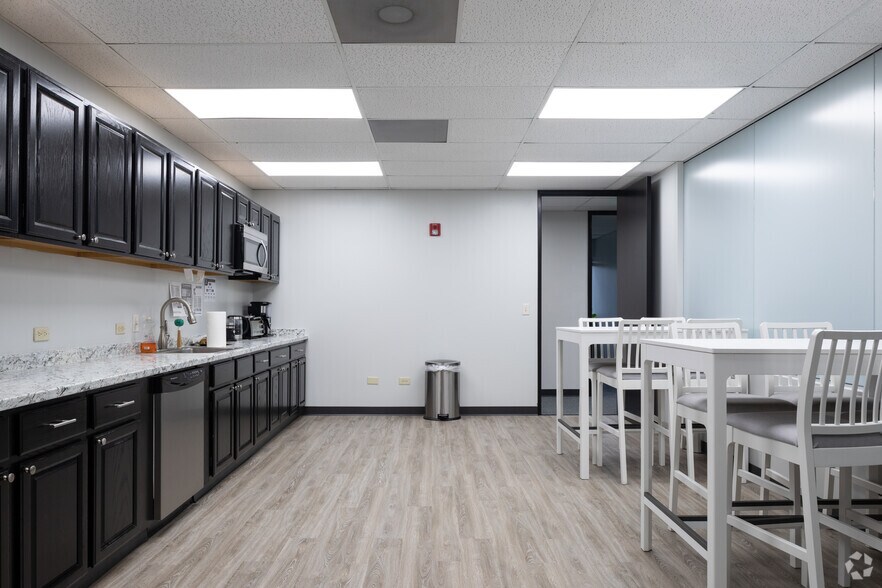 More Photos Of 23 Inverness Way E, Englewood Office For Lease