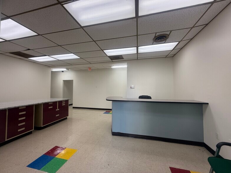 More Photos Of 725 San Aleso Ave, Sunnyvale Light Distribution For Lease