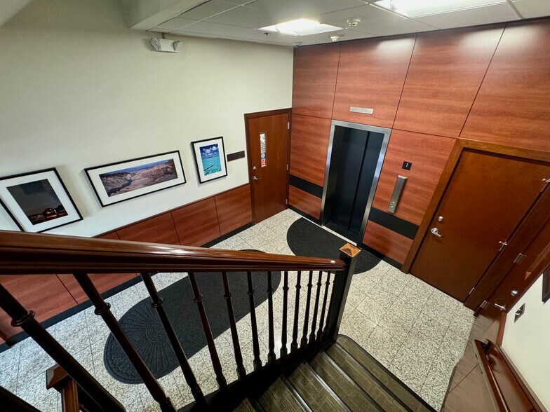 More Photos Of 8-12 N Main St, West Hartford Medical For Lease