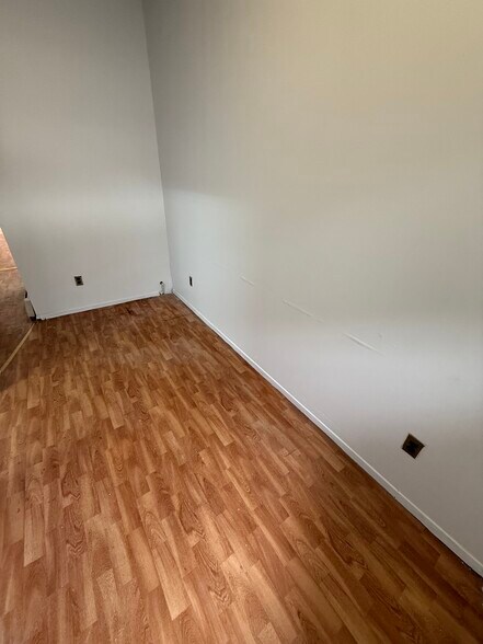 More Photos Of 64-03 Roosevelt Ave, Woodside Storefront Retail Office For Lease