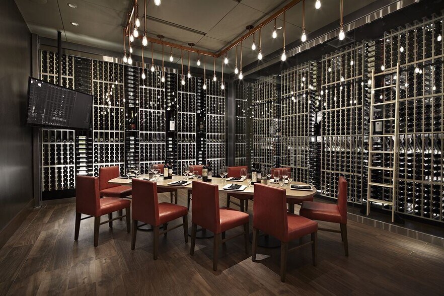 More Photos Of 1201 Pennsylvania Ave NW, Washington Office For Lease