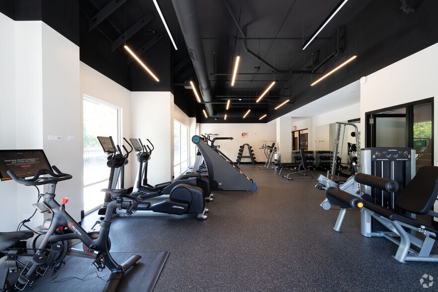 More Photos Of 2113 Ellsworth Blvd, Malta Multifamily For Sale