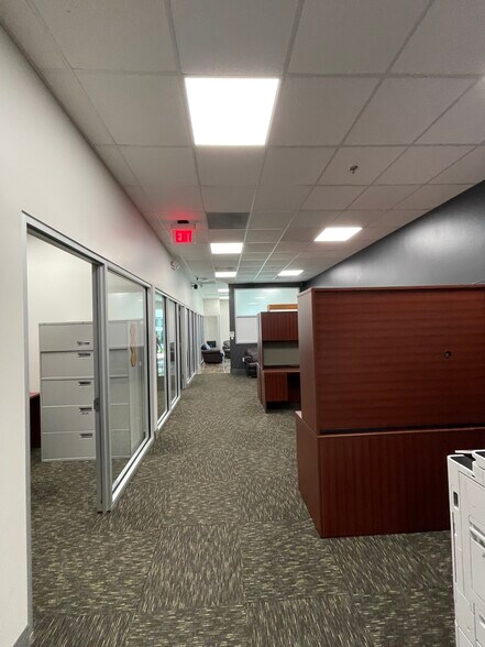 More Photos Of 2860 W State Road 84, Fort Lauderdale Office For Sale