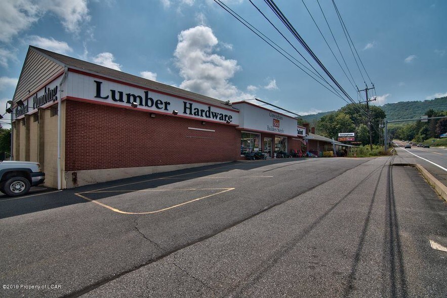 More Photos Of 541 State Route 93, Sugarloaf Light Distribution For Lease