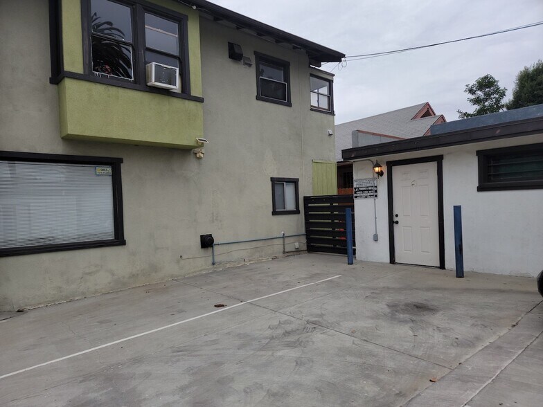 More Photos Of 702 Cedar Ave, Long Beach Storefront Retail Residential For Sale